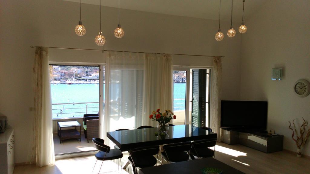 Apartments Svjetlana โตรกีร์ ห้อง รูปภาพ