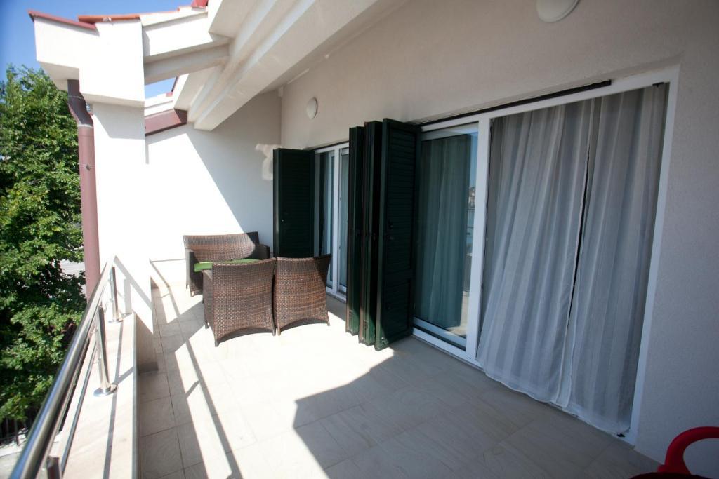 Apartments Svjetlana โตรกีร์ ห้อง รูปภาพ