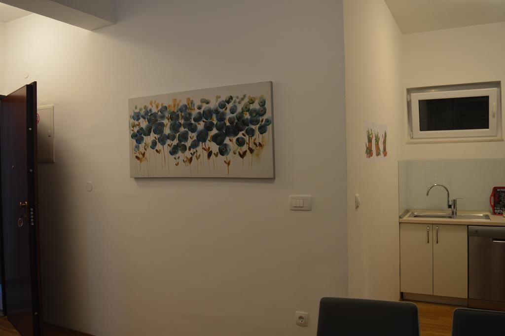Apartments Svjetlana โตรกีร์ ภายนอก รูปภาพ